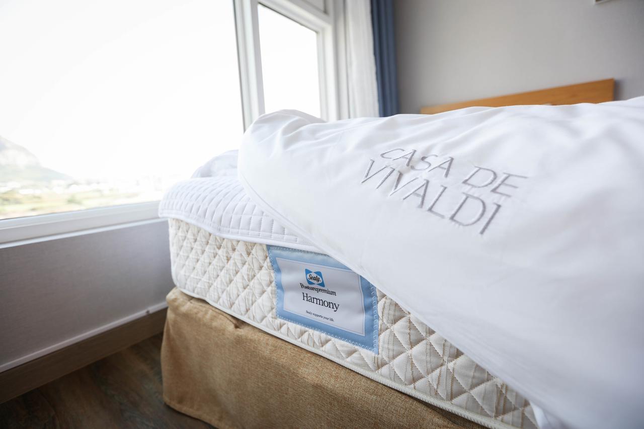 Casa De Vivaldi Hotel Seogwipo Bagian luar foto